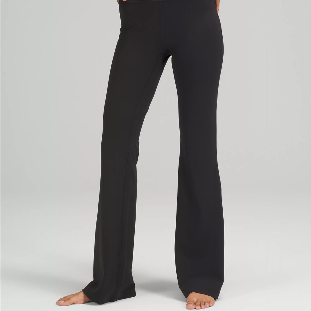 Lululemon Groove Nulu Super-High-Rise Flared Pant